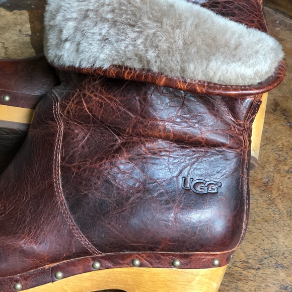 Adorable Ugg lined heeled boots - Picture 4 of 7